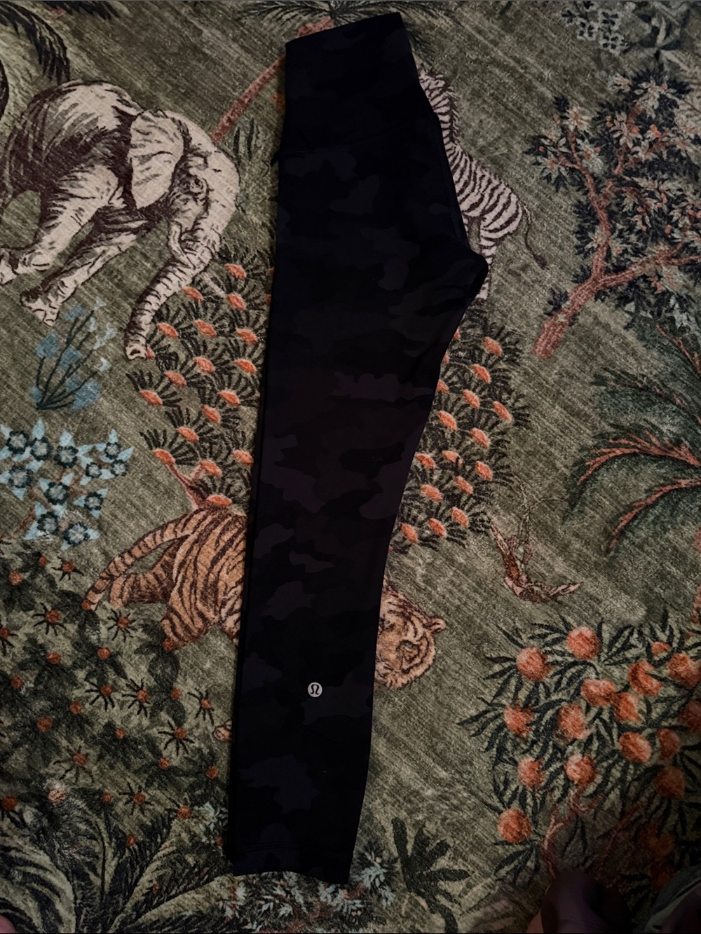 Lululemon Black Camo Align Leggings aligns! Size 2